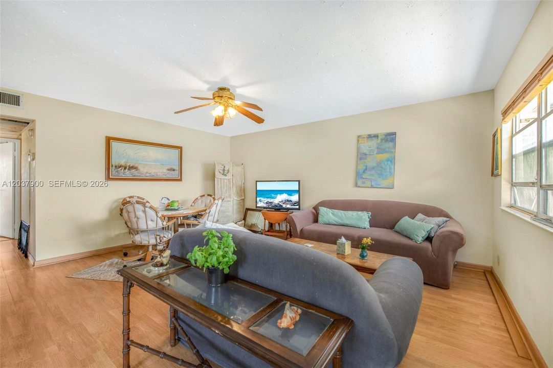 For Sale: $58,000 (2 beds, 2 baths, 883 Square Feet)