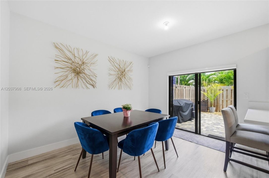 For Sale: $429,000 (3 beds, 2 baths, 1442 Square Feet)
