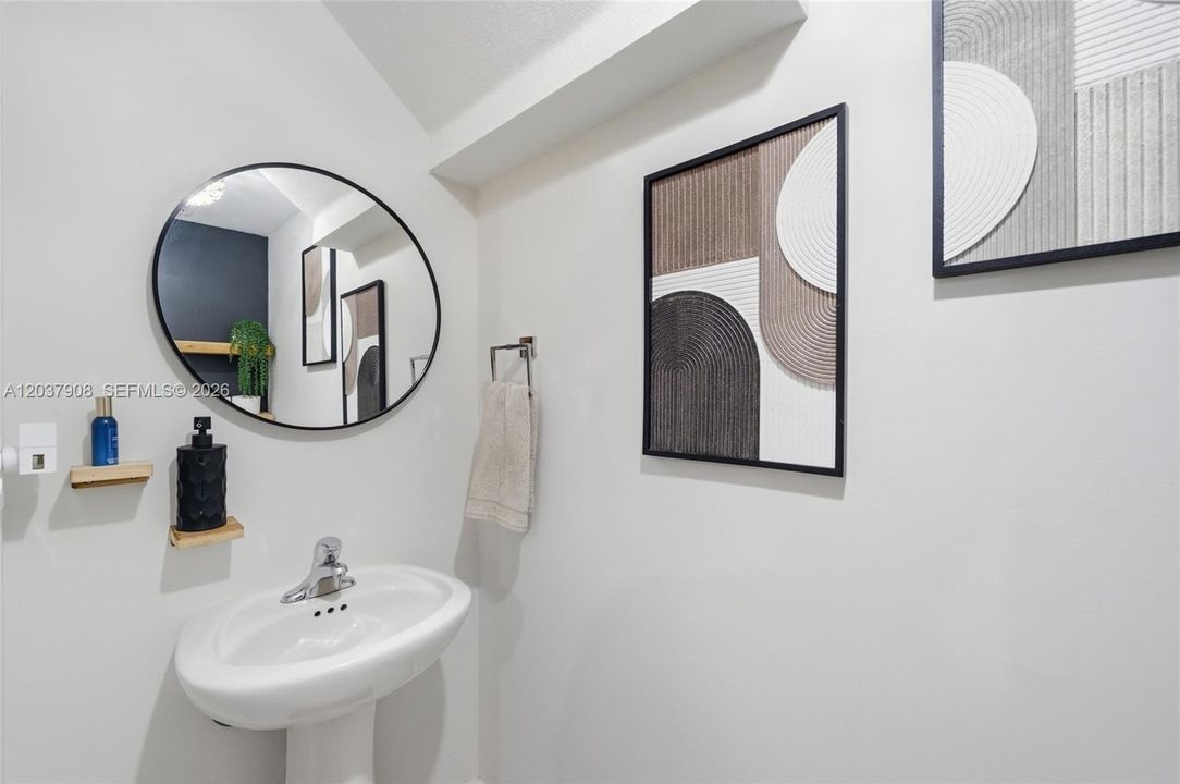 For Sale: $429,000 (3 beds, 2 baths, 1442 Square Feet)