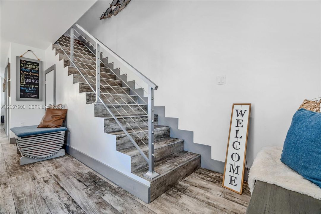 For Sale: $949,000 (3 beds, 2 baths, 1675 Square Feet)