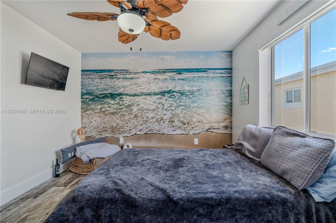 For Sale: $949,000 (3 beds, 2 baths, 1675 Square Feet)