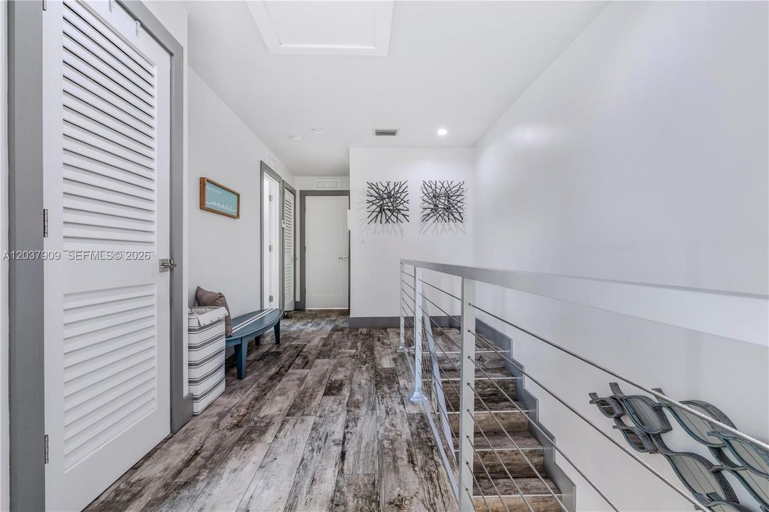 For Sale: $949,000 (3 beds, 2 baths, 1675 Square Feet)