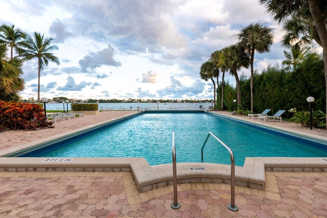 2800 N Flagler Dr Apt 805 West-print-005