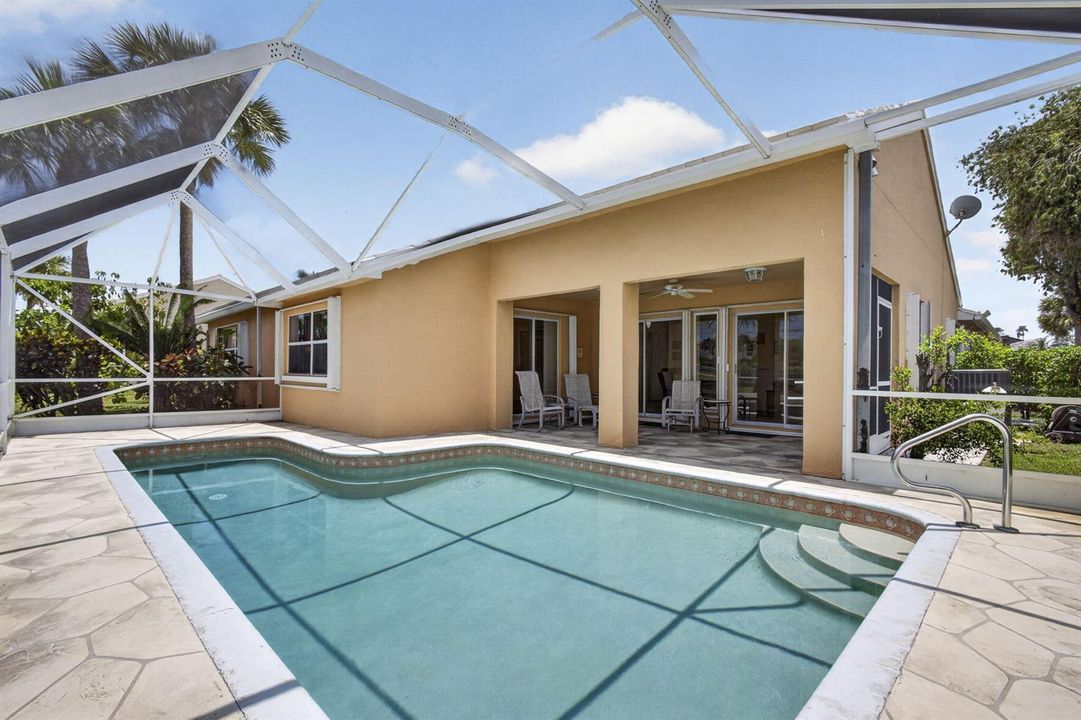 Pool/ Patio