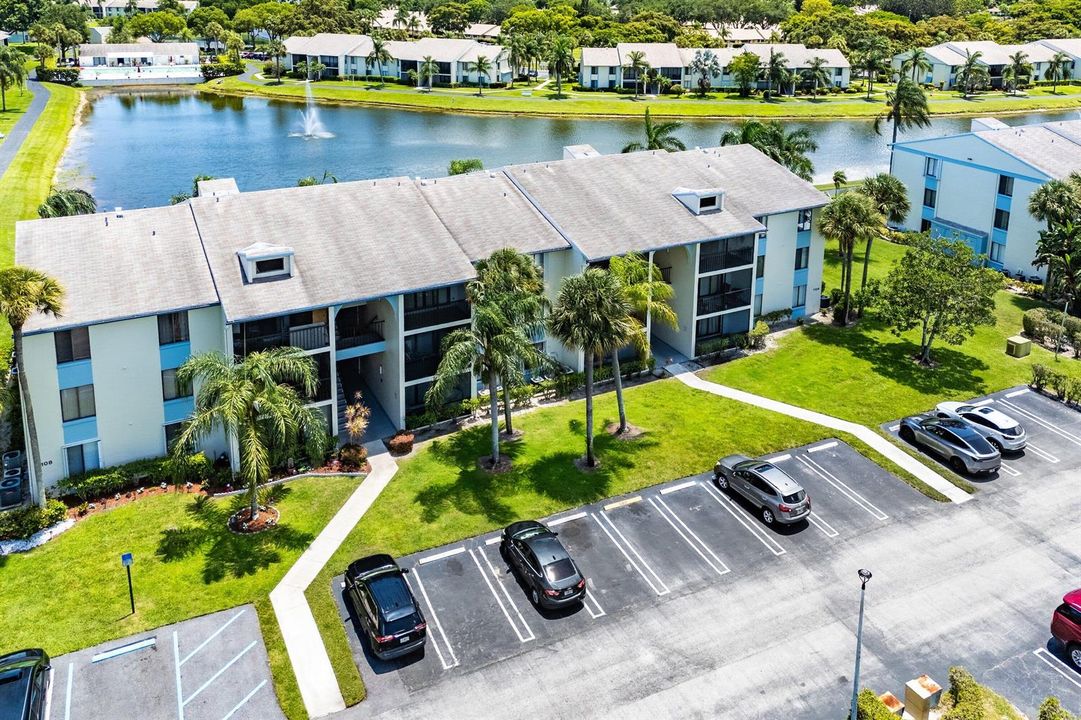 1108 Green Pine E1