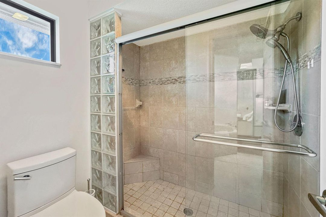 38-web-or-mls-5D1A0378