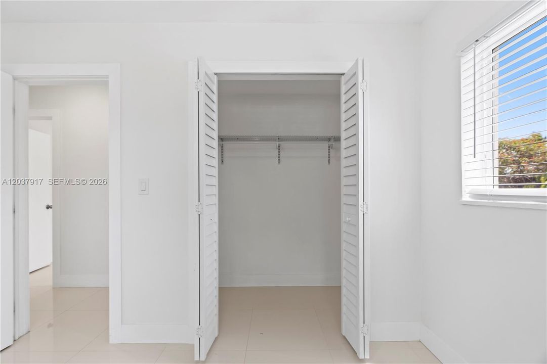 En Renta: $4,800 (4 camas, 2 baños, 1740 Pies cuadrados)