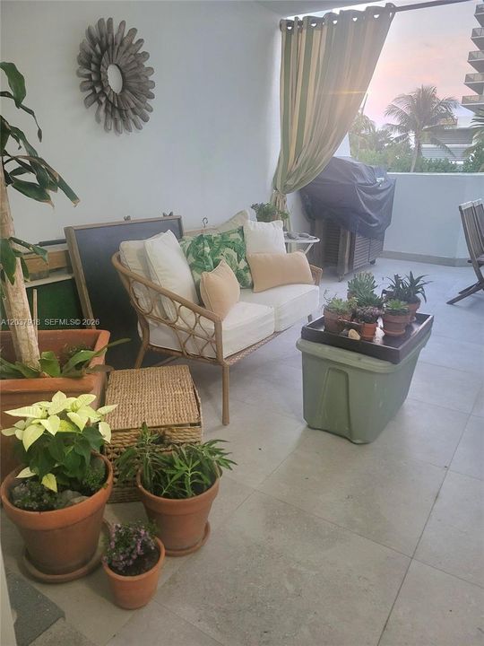 В аренду: $2,950 (1 спален, 1 ванн, 746 Квадратных фут)