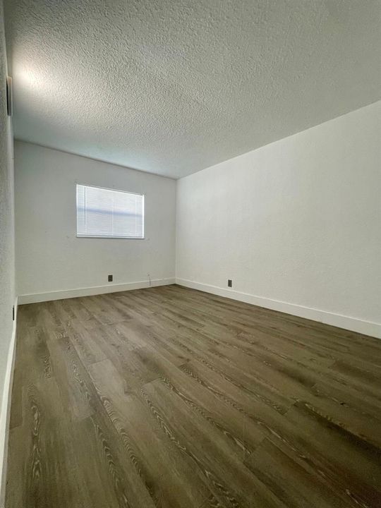 651- Pic 3