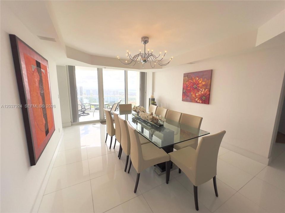 Formal Dining