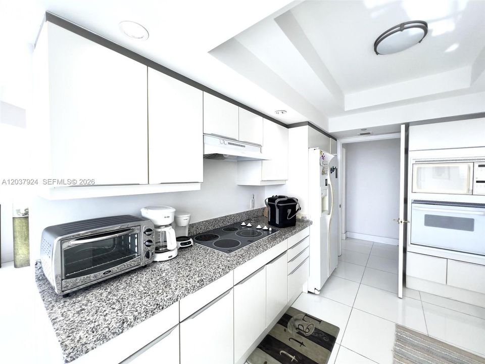 For Rent: $12,000 (4 beds, 4 baths, 2870 Square Feet)