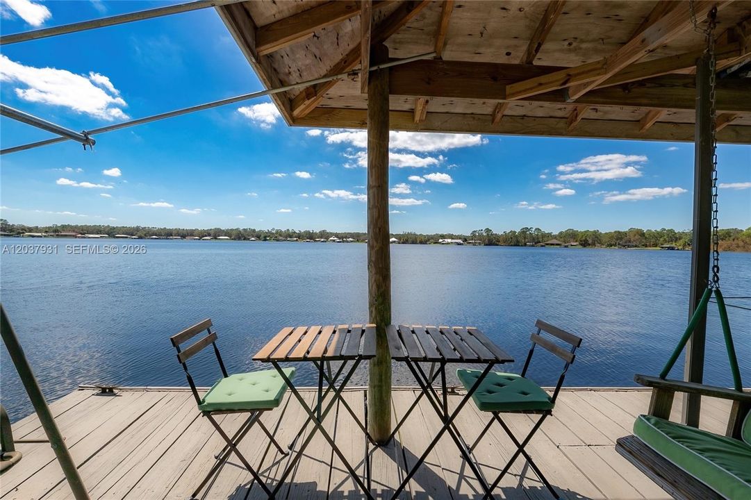 For Rent: $3,900 (3 beds, 3 baths, 2600 Square Feet)