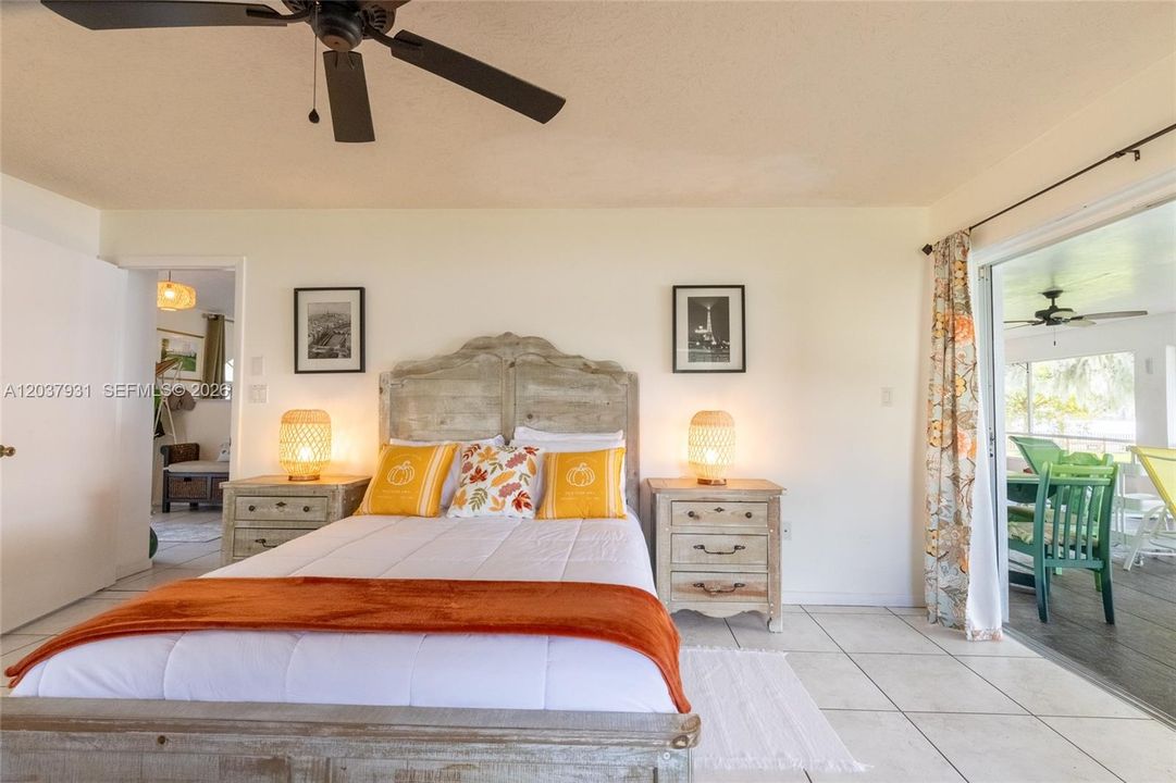 For Rent: $3,900 (3 beds, 3 baths, 2600 Square Feet)