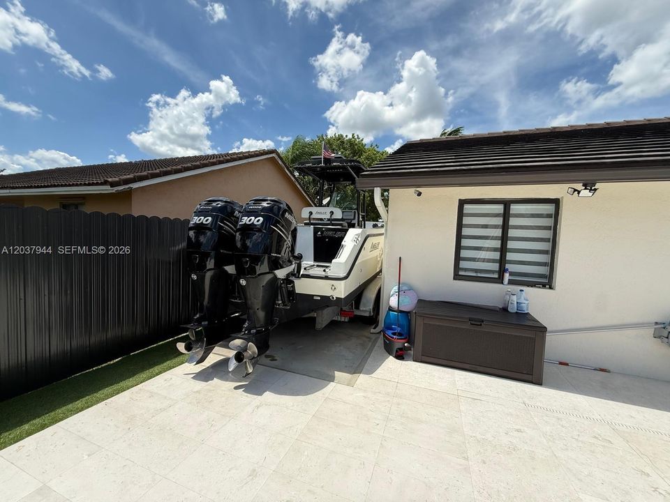 На продажу: $899,000 (5 спален, 3 ванн, 2230 Квадратных фут)