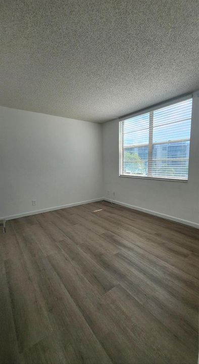 Bright 3rd bedroom