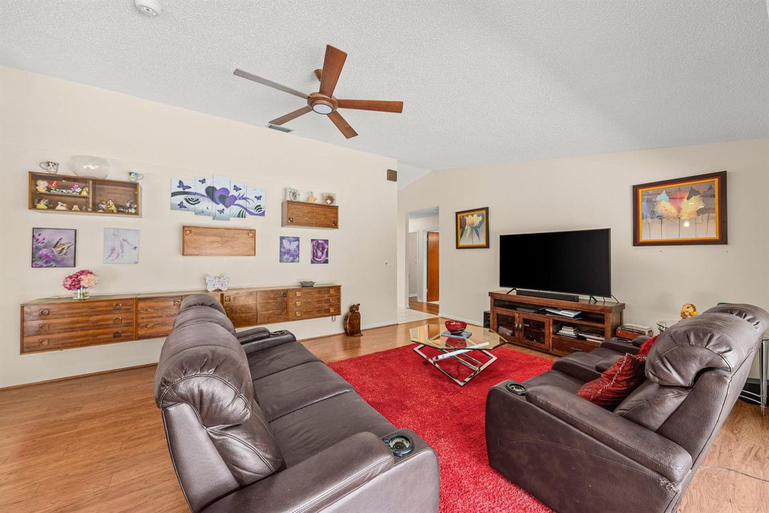 017-2493TimbercreekCircleNorthwest-BocaR