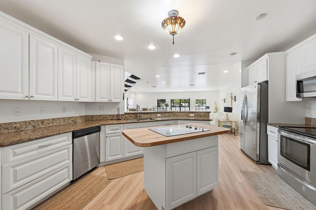 13_kitchen