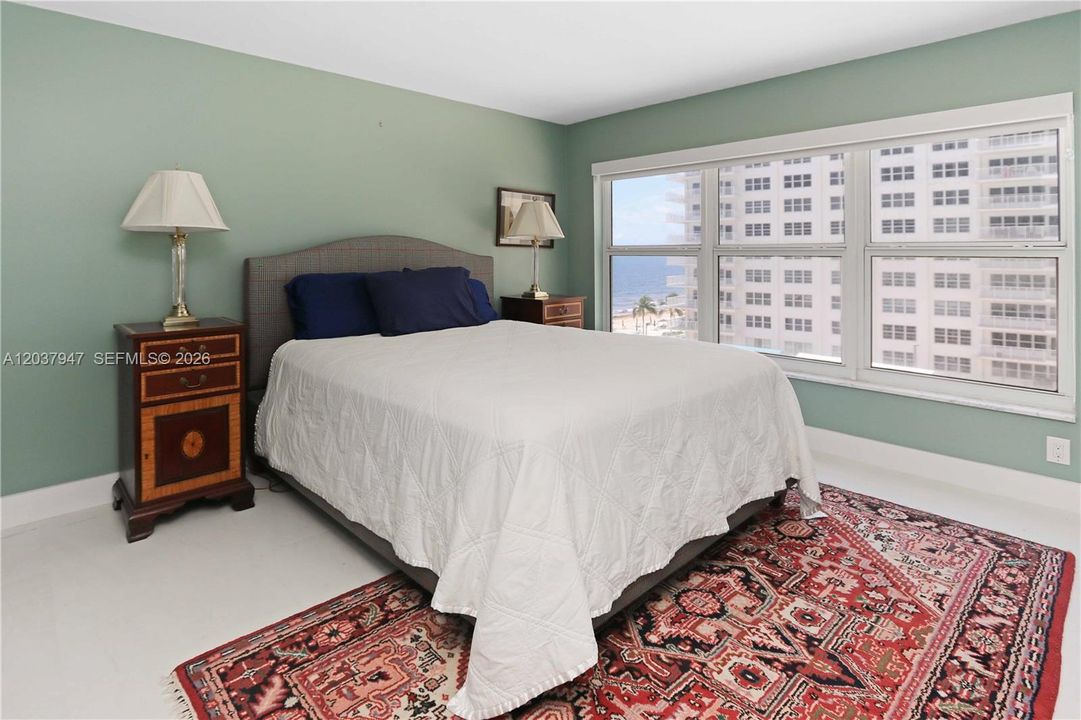 For Sale: $749,000 (2 beds, 2 baths, 1435 Square Feet)
