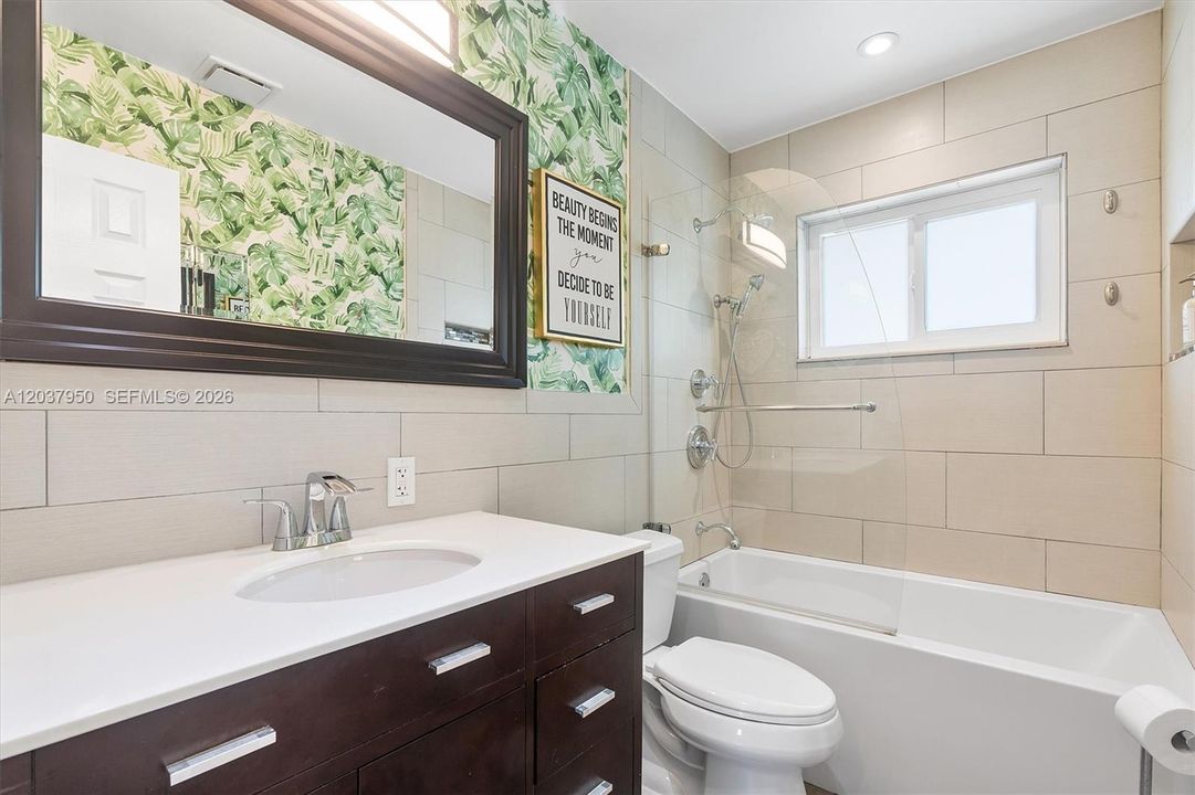For Sale: $749,000 (3 beds, 2 baths, 1371 Square Feet)