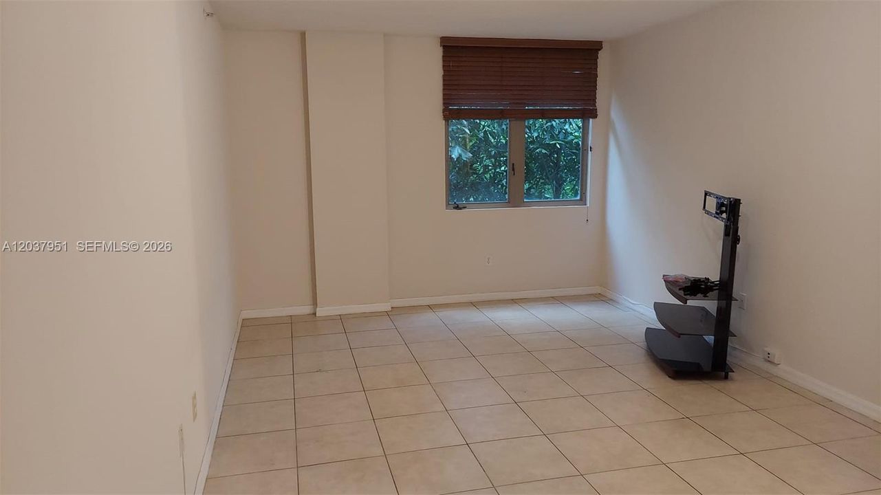 En Renta: $2,354 (1 camas, 1 baños, 689 Pies cuadrados)