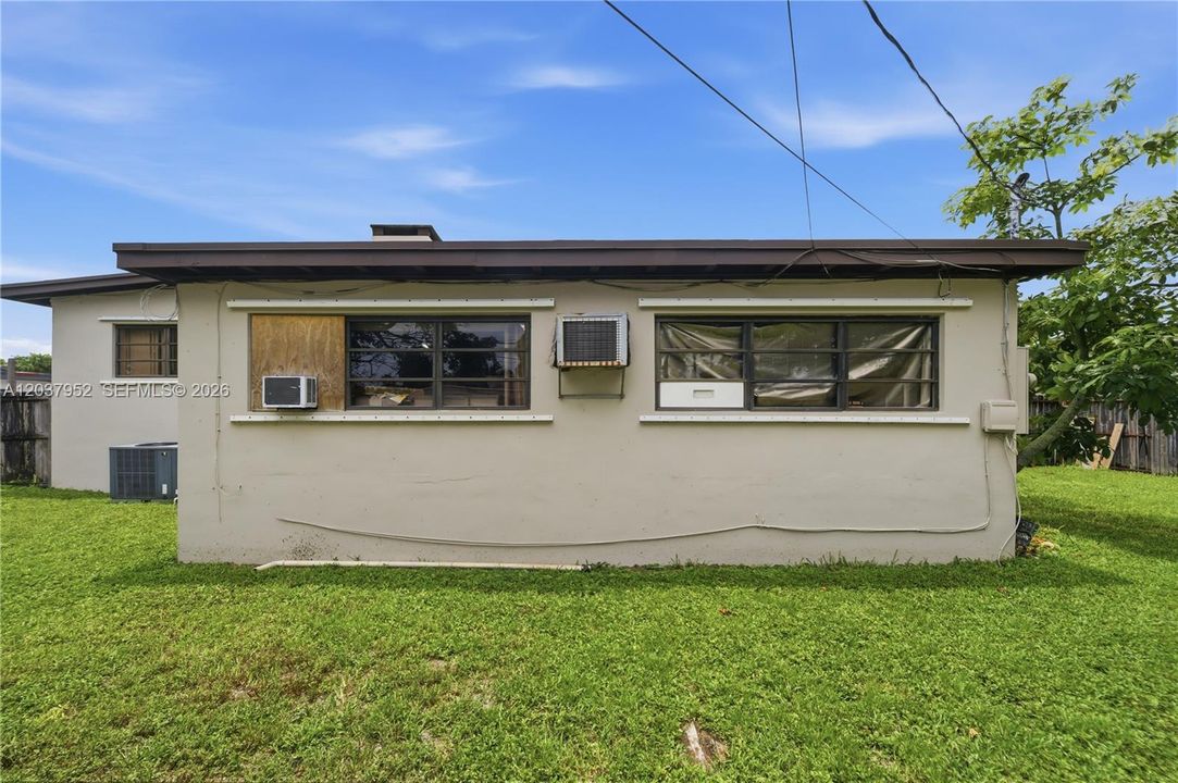 For Sale: $499,990 (3 beds, 2 baths, 1448 Square Feet)