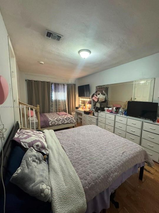 En Renta: $2,850 (3 camas, 1 baños, 725 Pies cuadrados)
