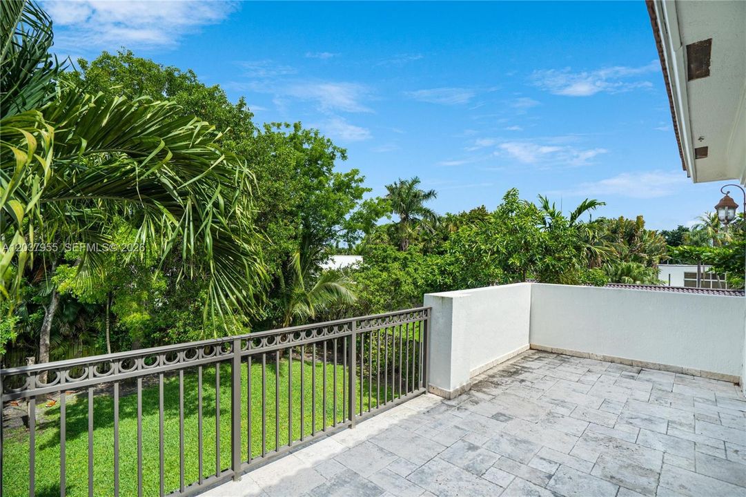 For Rent: $15,000 (4 beds, 3 baths, 3249 Square Feet)