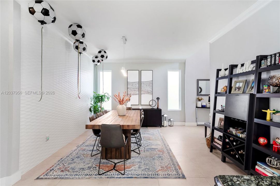 For Rent: $5,900 (4 beds, 2 baths, 2196 Square Feet)