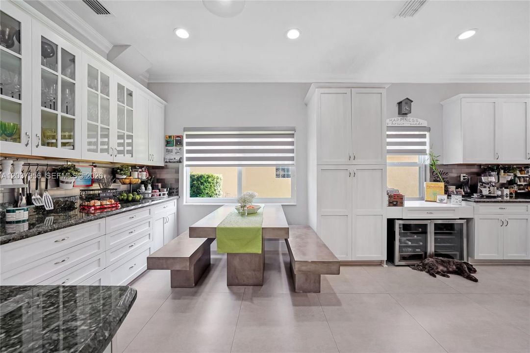 For Rent: $5,900 (4 beds, 2 baths, 2196 Square Feet)