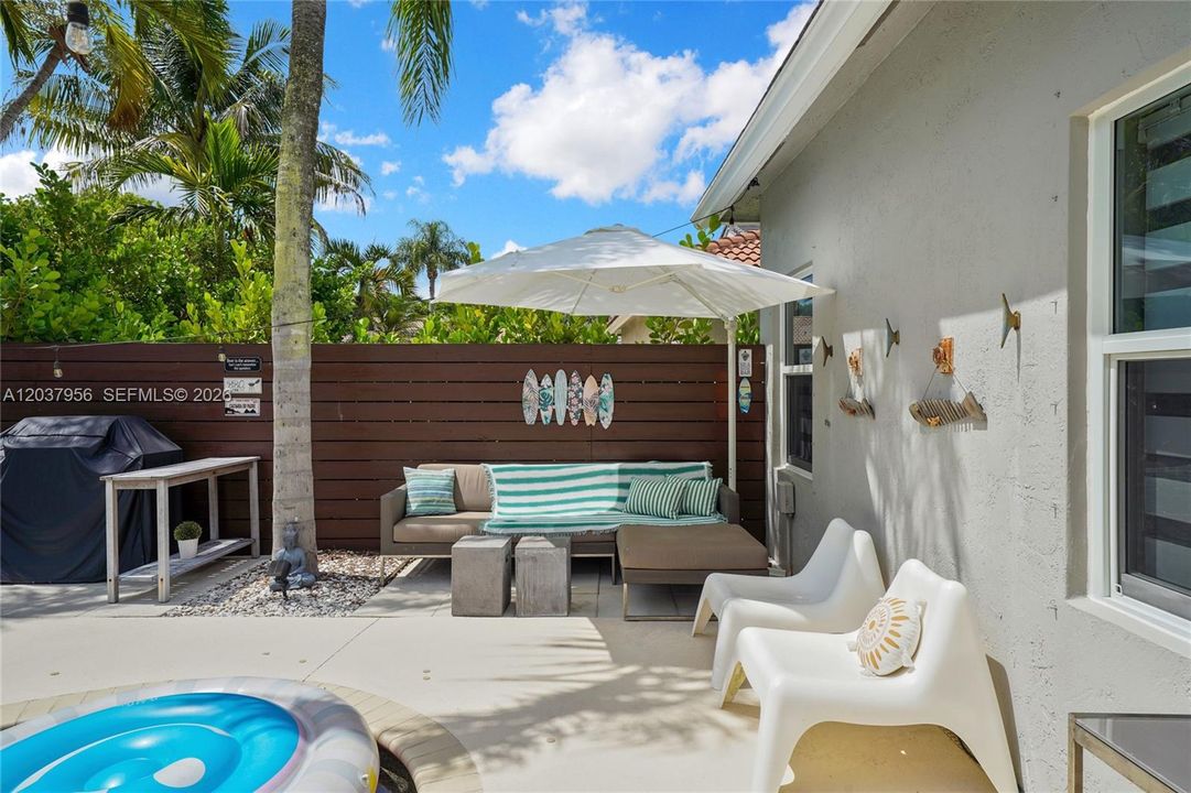For Rent: $5,900 (4 beds, 2 baths, 2196 Square Feet)