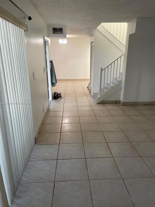 В аренду: $2,800 (2 спален, 2 ванн, 1500 Квадратных фут)