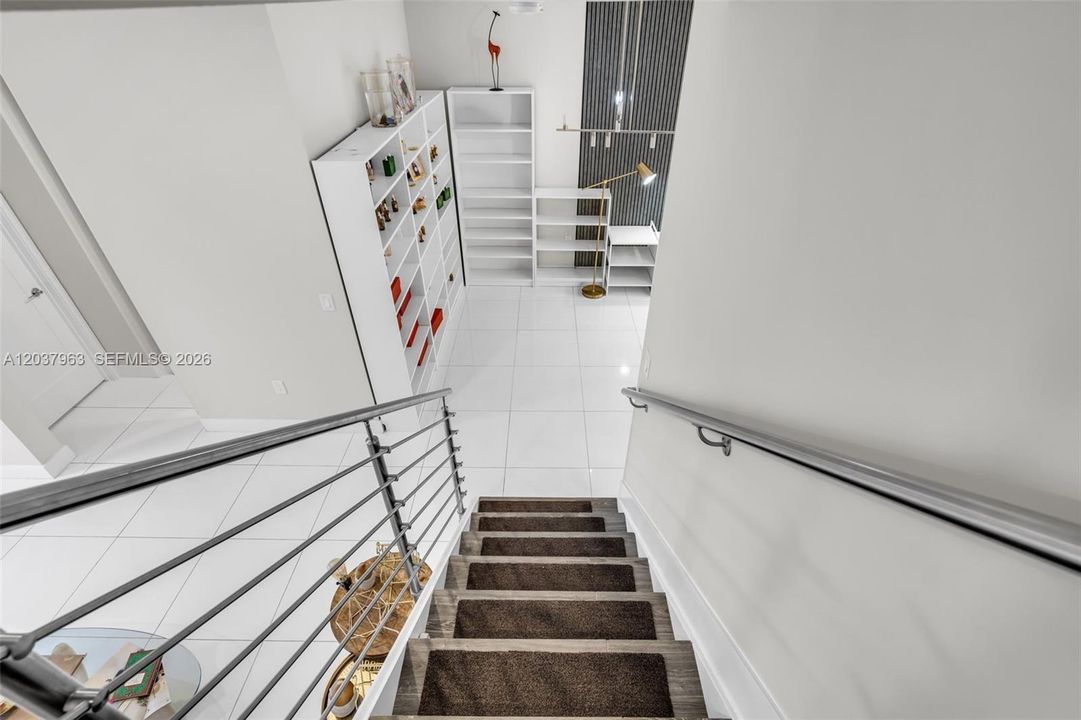 En Venta: $735,000 (4 camas, 3 baños, 1812 Pies cuadrados)