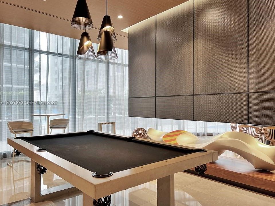 В аренду: $3,600 (1 спален, 1 ванн, 738 Квадратных фут)