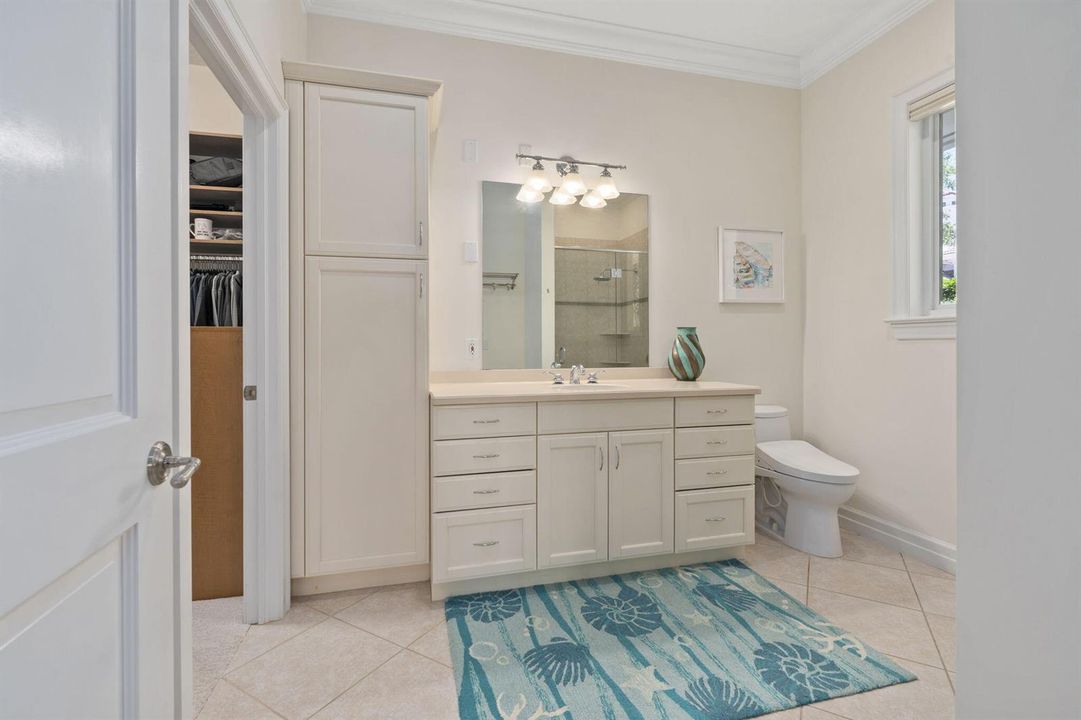 2nd Master Bath