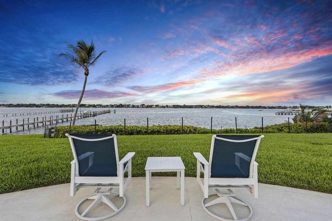 1771 SE Saint Lucie