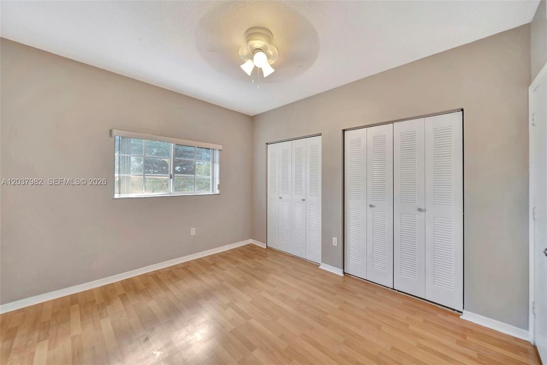 В аренду: $3,300 (3 спален, 2 ванн, 1220 Квадратных фут)