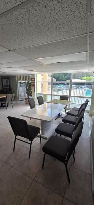 Activo con contrato: $1,500 (1 camas, 1 baños, 725 Pies cuadrados)