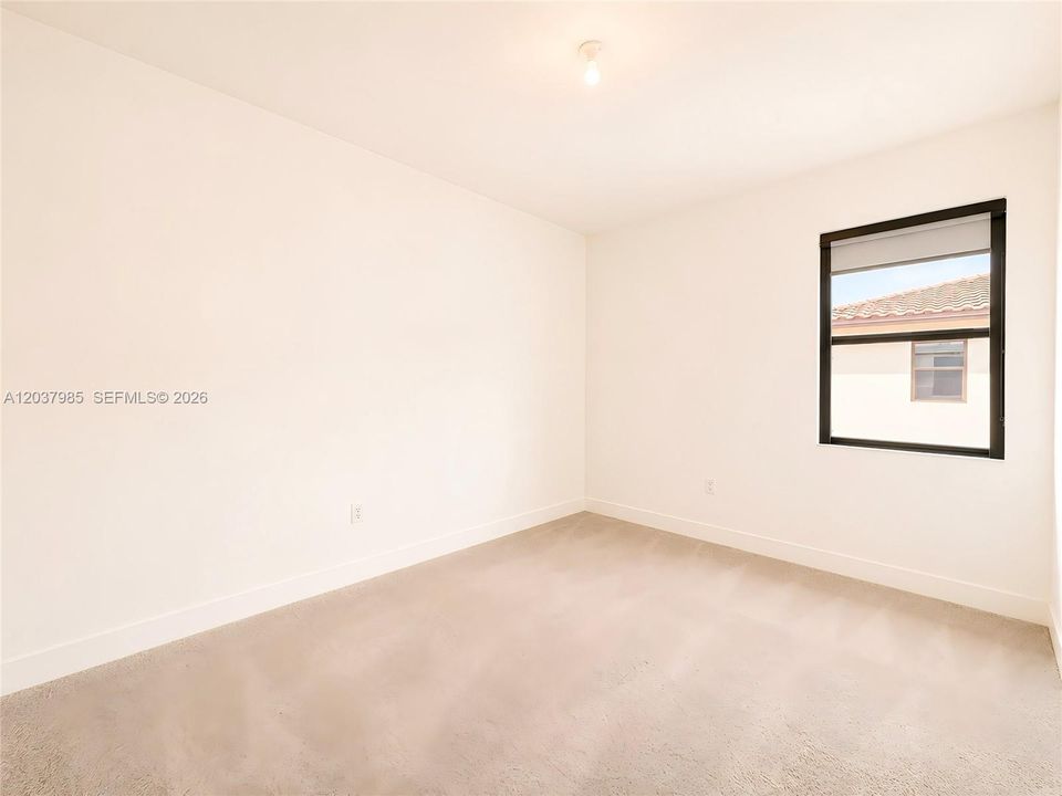 En Renta: $5,500 (3 camas, 2 baños, 2158 Pies cuadrados)