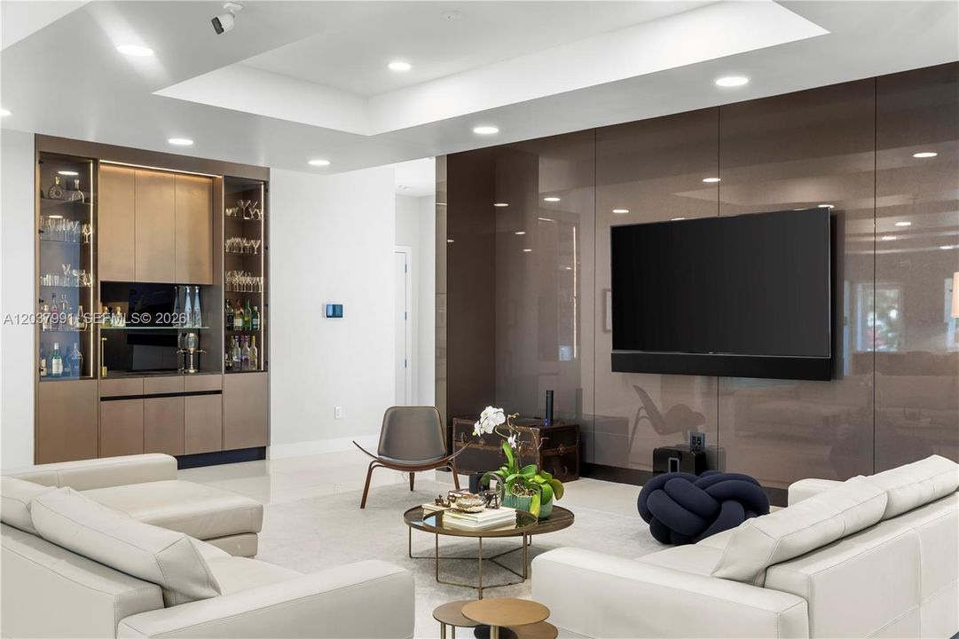 For Sale: $3,700,000 (5 beds, 4 baths, 4235 Square Feet)