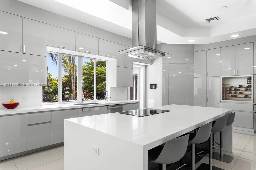 For Sale: $3,700,000 (5 beds, 4 baths, 4235 Square Feet)