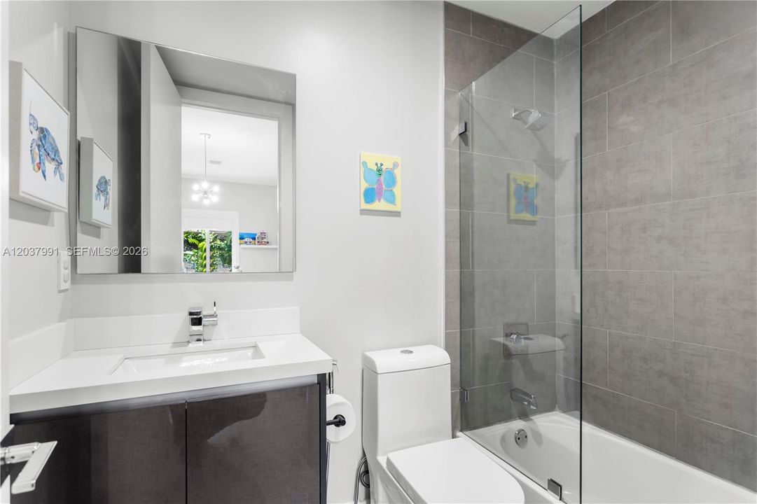 For Sale: $3,700,000 (5 beds, 4 baths, 4235 Square Feet)