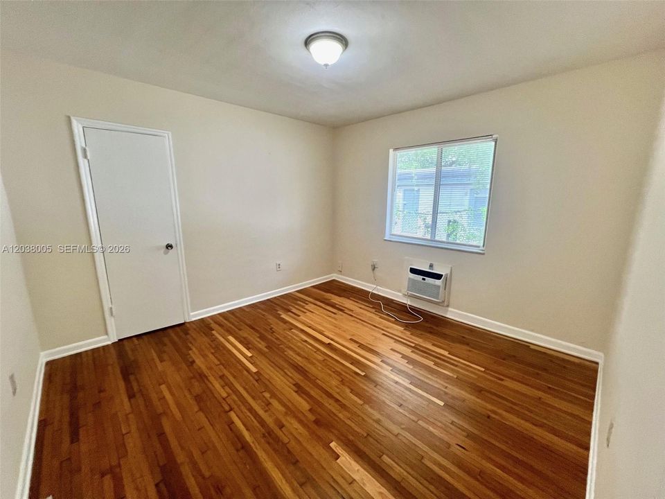For Rent: $1,370 (1 beds, 1 baths, 0 Square Feet)