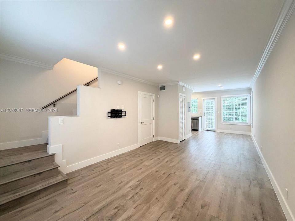 For Rent: $3,950 (2 beds, 1 baths, 0 Square Feet)