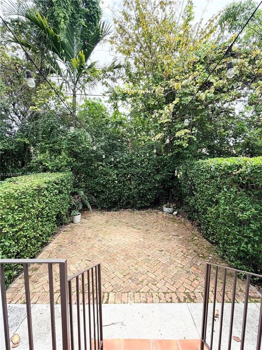 For Rent: $3,950 (2 beds, 1 baths, 0 Square Feet)