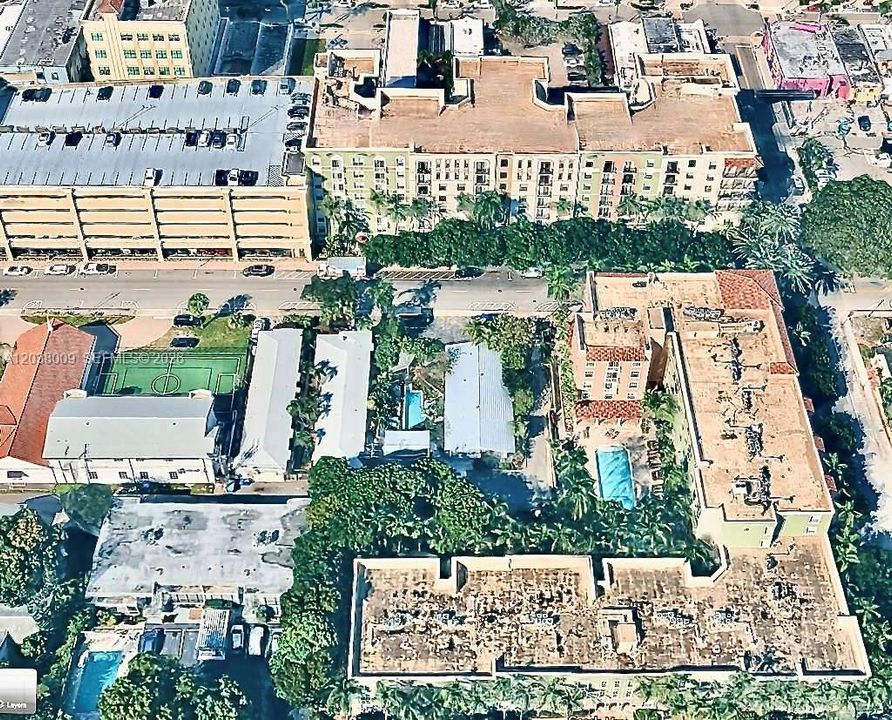 Под контрактом: $318,500 (2 спален, 2 ванн, 1130 Квадратных фут)