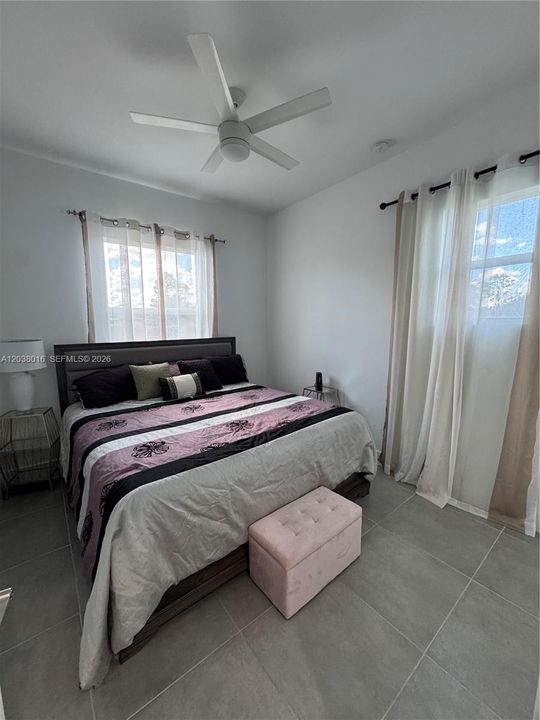 В аренду: $2,500 (3 спален, 2 ванн, 1783 Квадратных фут)
