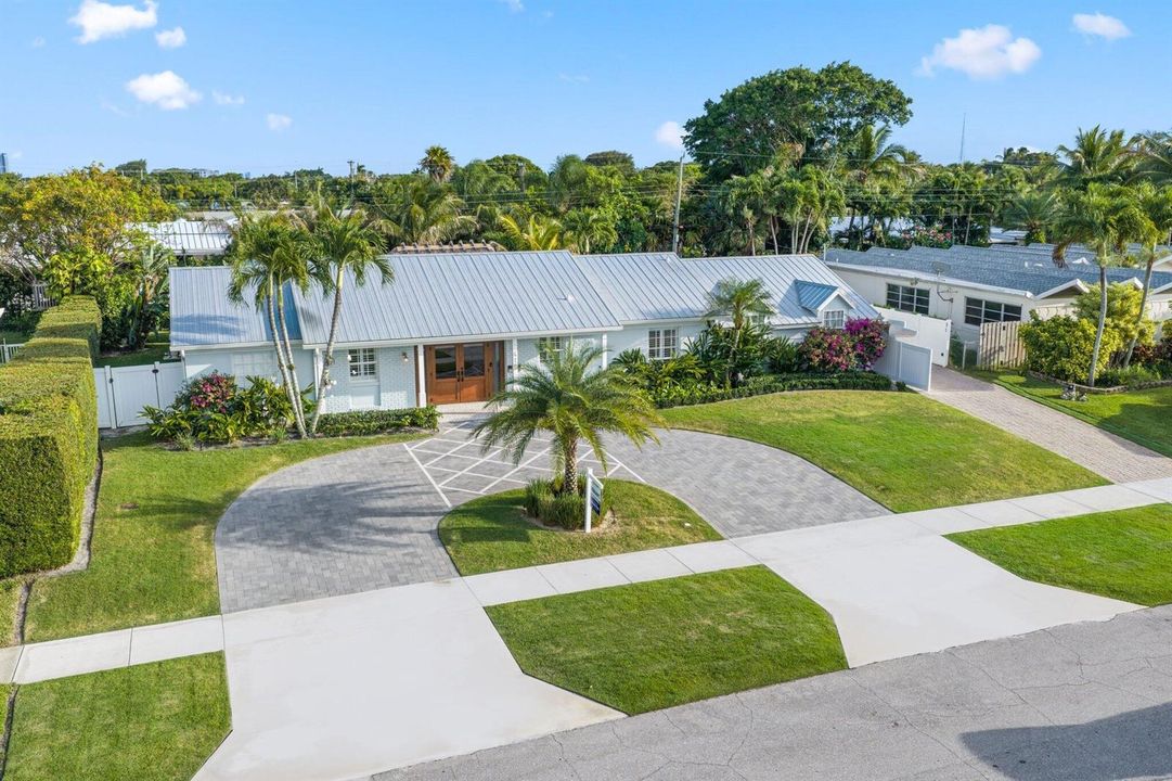 418 Oyster Road - 2.jpg-SMALL