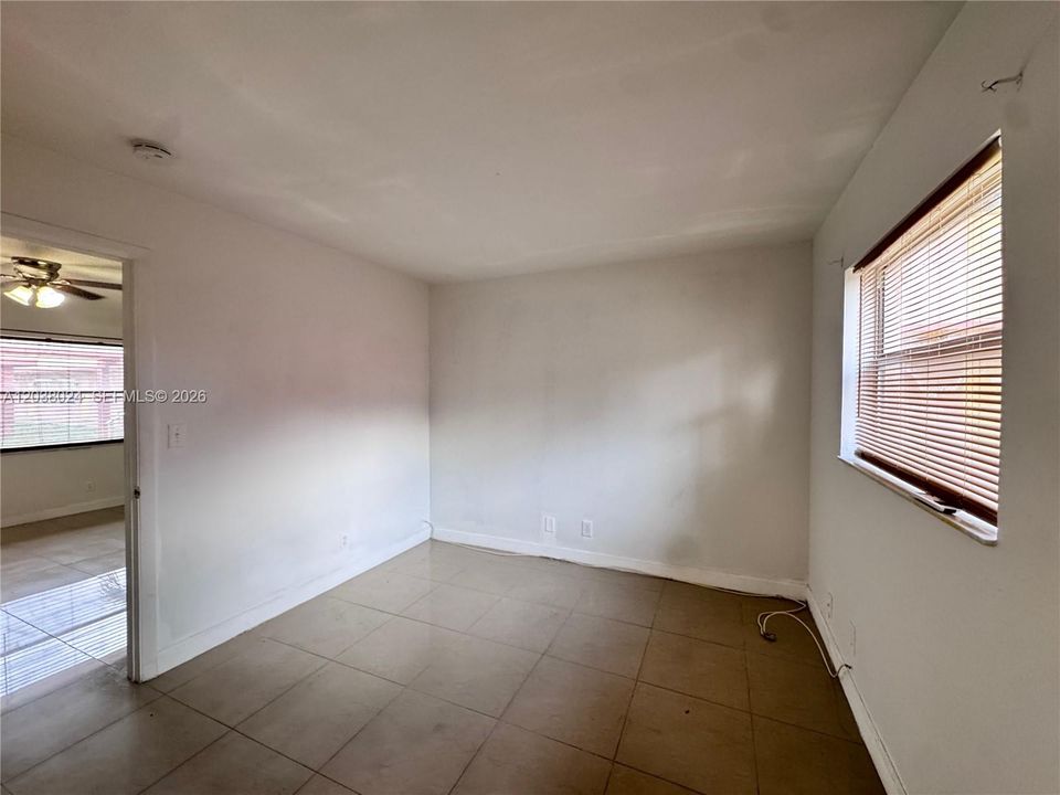 В аренду: $1,500 (1 спален, 1 ванн, 407 Квадратных фут)