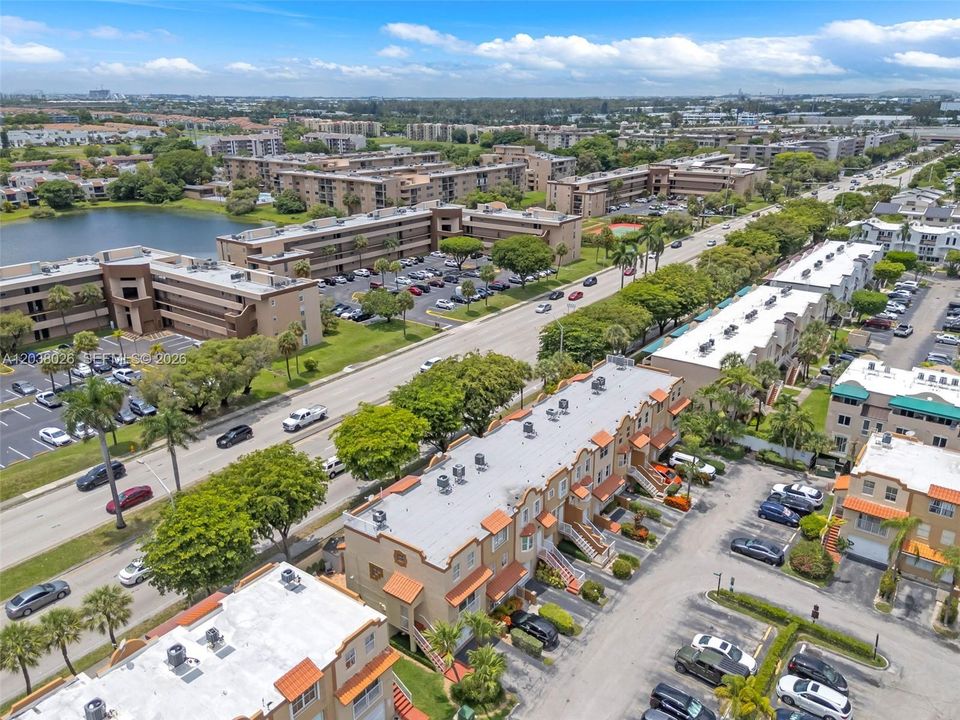 На продажу: $499,000 (3 спален, 2 ванн, 1580 Квадратных фут)
