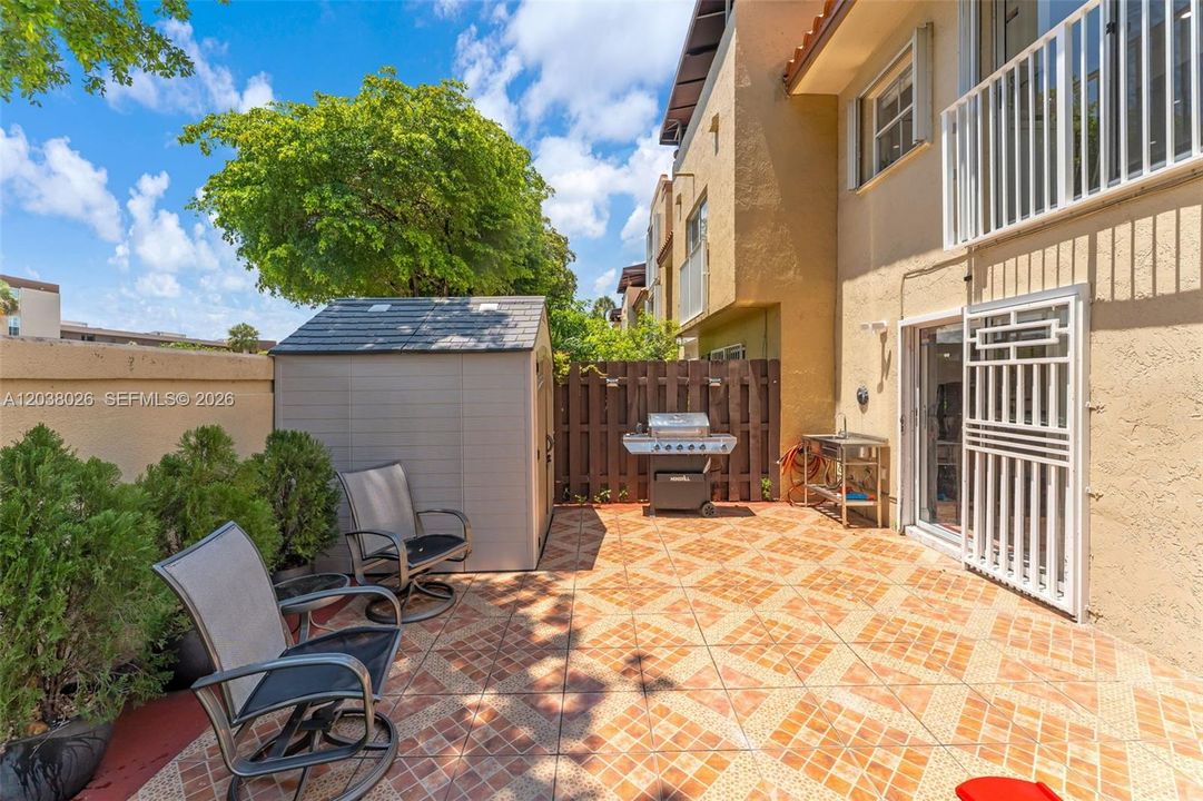 На продажу: $499,000 (3 спален, 2 ванн, 1580 Квадратных фут)